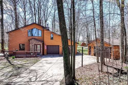 6147 Cloverdale Dr, Greentown, IN, 46936-9708 | Card Image
