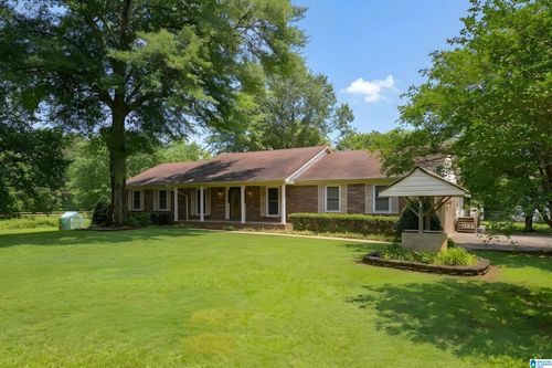 5025 Eubanks Rd Se, BESSEMER, AL, 35022-4902 | Card Image
