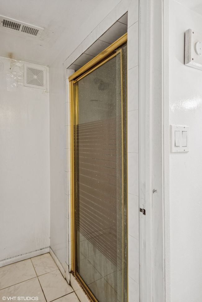 IN-LAW SUITE | Image 27