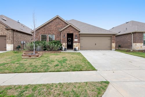 11028 Los Alamos Dr, Aubrey, TX, 76227-3341 | Card Image