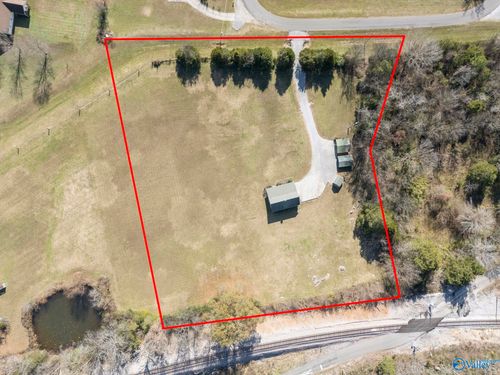 391 Robinwood Ln, Woodville, AL, 35776-6178 | Card Image