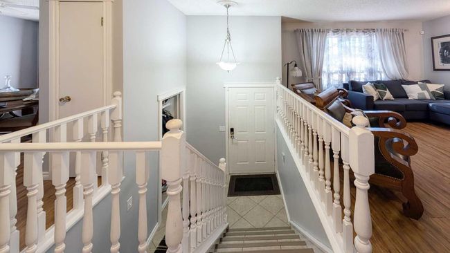 3503 Cedarille Drive Sw, House other with 5 bedrooms, 2 bathrooms and 2 parking in Calgary AB | Image 8