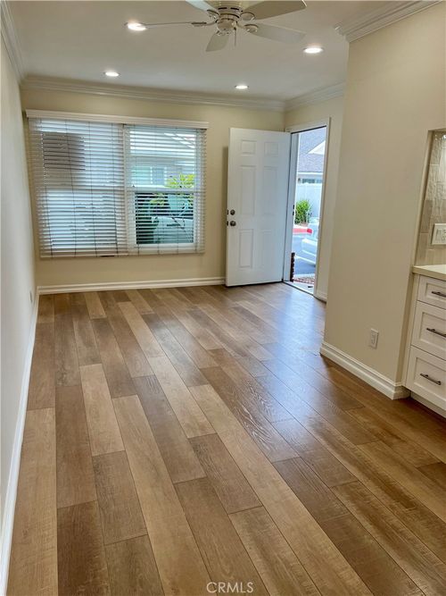 16871 Canyon Ln, Huntington Beach, CA, 92649 | Card Image