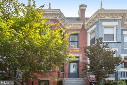 2011 1st St Nw, WASHINGTON, DC, 20001-1002 | Card Image