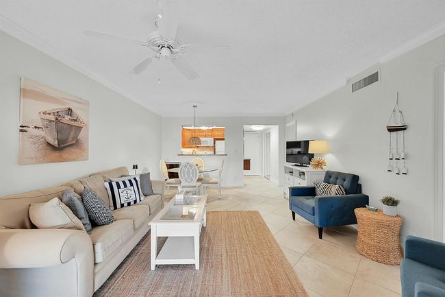APT-117 - 5681 Sw 2 Nd Ct, Condo with 2 bedrooms, 2 bathrooms and null parking in Margate FL | Image 8