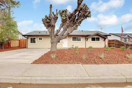 1953 Glenmore Dr, Olivehurst, CA, 95961-4625 | Card Image