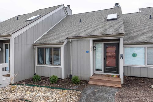 106 Plum Cove Dr, Galena, IL, 61036-8530 | Card Image