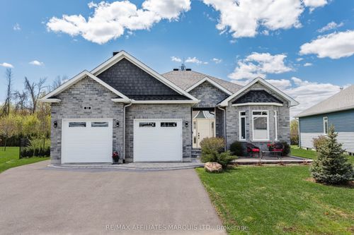 22 Hilda St, Long Sault, ON, K0C1P0 | Card Image