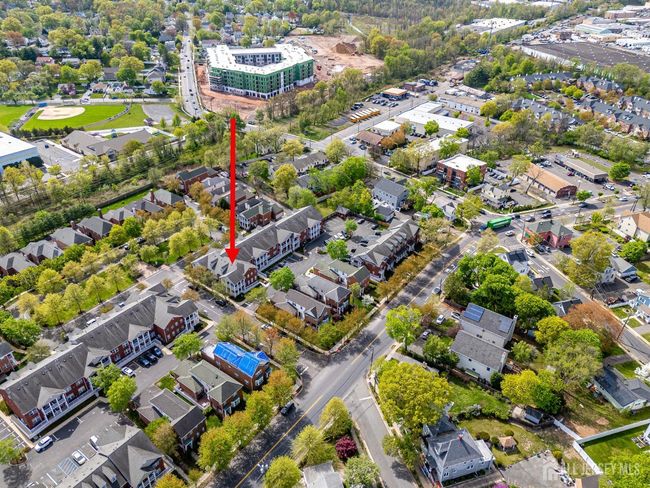 52 Central Square Park, Townhouse with 2 bedrooms, 2 bathrooms and null parking in Metuchen NJ | Image 45