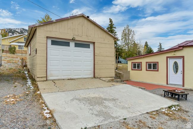 Detached garage | Image 39