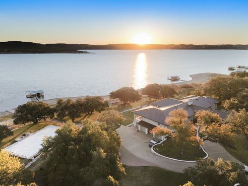 15210 Rainbow One St, Austin, TX, 78734-1740 | Card Image