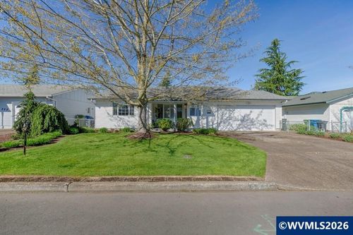 575 N Cascade Dr, Woodburn, OR, 97071-3043 | Card Image