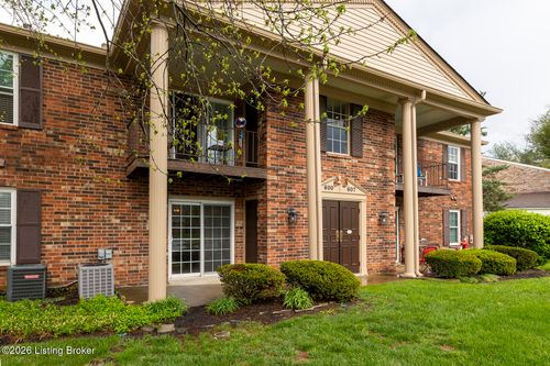 602 Logsdon Ct, Douglass Hills, KY, 40243-1137 | Card Image