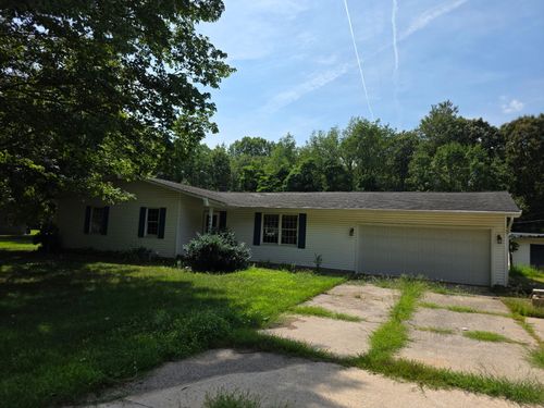 69682 Ironwood Dr, Niles, MI, 49120-7408 | Card Image
