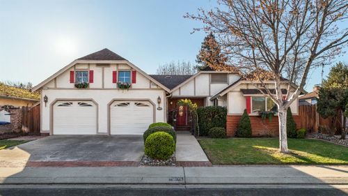 3809 Marigold Lane, Modesto, CA, 95356 | Card Image