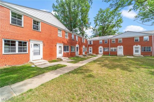 522 Clearview Dr, Euclid, OH, 44123-2040 | Card Image