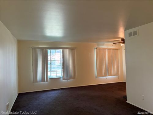 apt-166-30228 Southfield Rd, Southfield, MI, 48076-1312 | Card Image