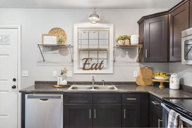 Kitchen | Image 20