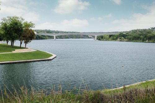 500 Lakeshore Dr, Marble Falls, TX, 78654-7280 | Card Image