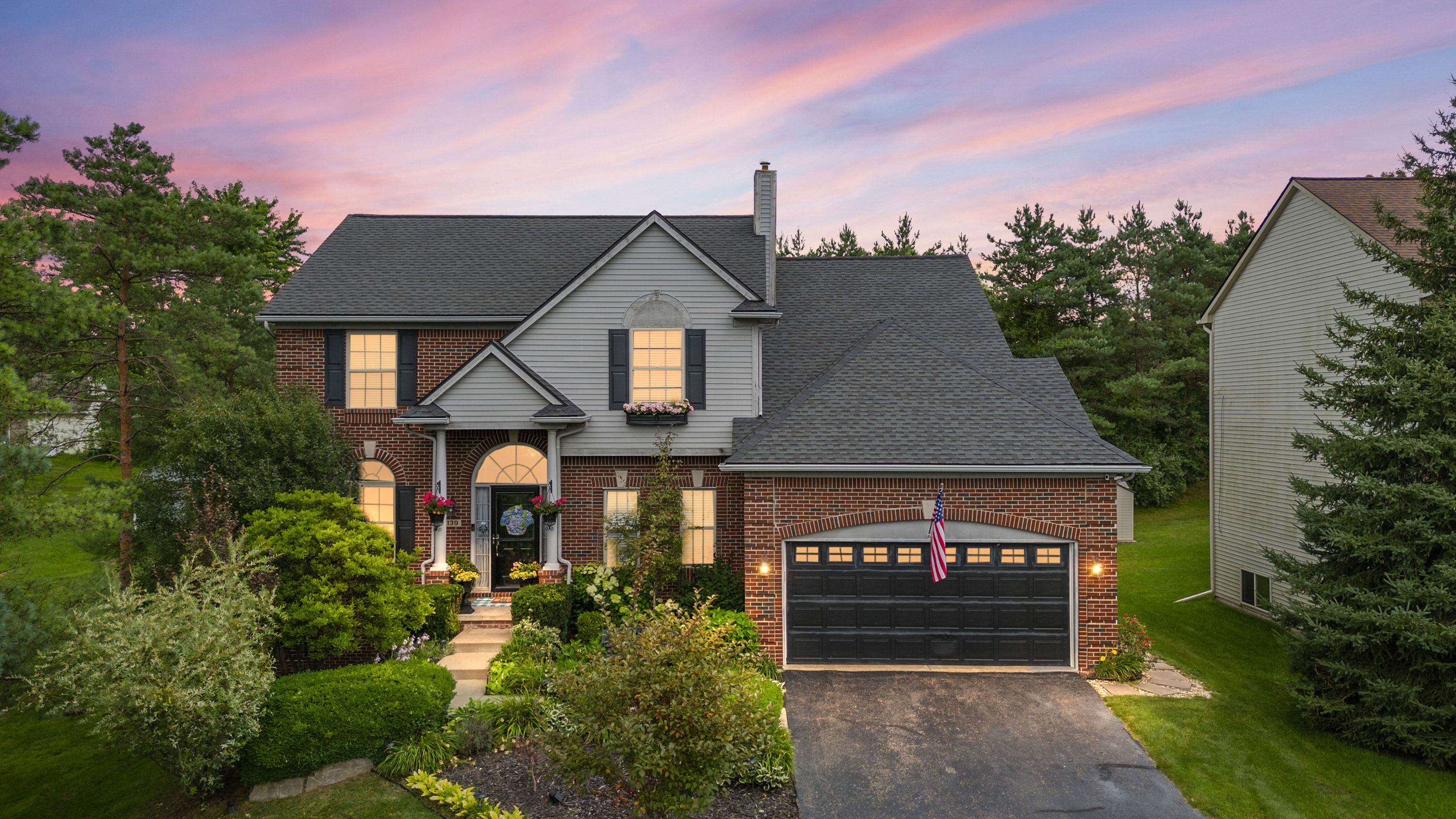Waldon Ridge Dr, Orion, MI 48359