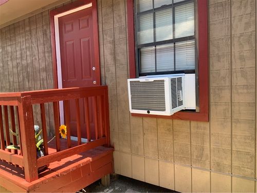 7426 Convair Dr, Corpus Christi, TX, 78412-5146 | Card Image