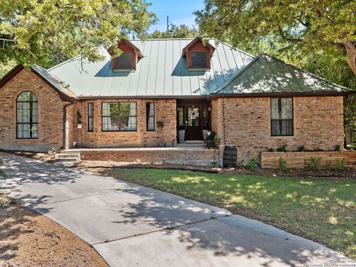 834 Candlewood Cir, New Braunfels, TX, 78130-3548 | Card Image