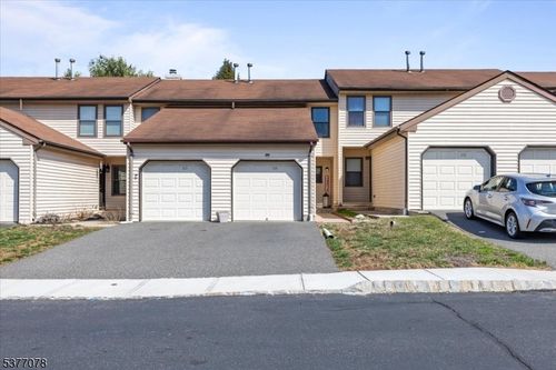 134 Locust Ct, Flemington, NJ, 08822-2000 | Card Image