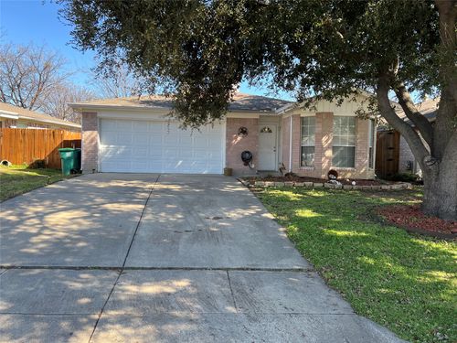 6736 Black Wing Dr, Fort Worth, TX, 76137-2356 | Card Image