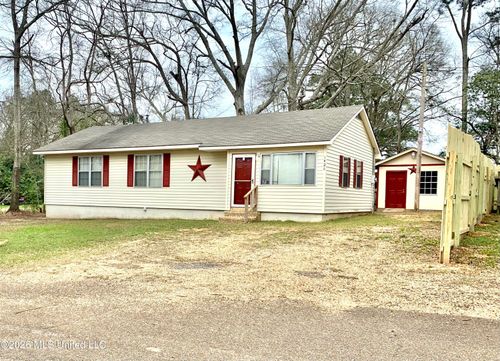 1426 Second St, Prentiss, MS, 39474-9116 | Card Image