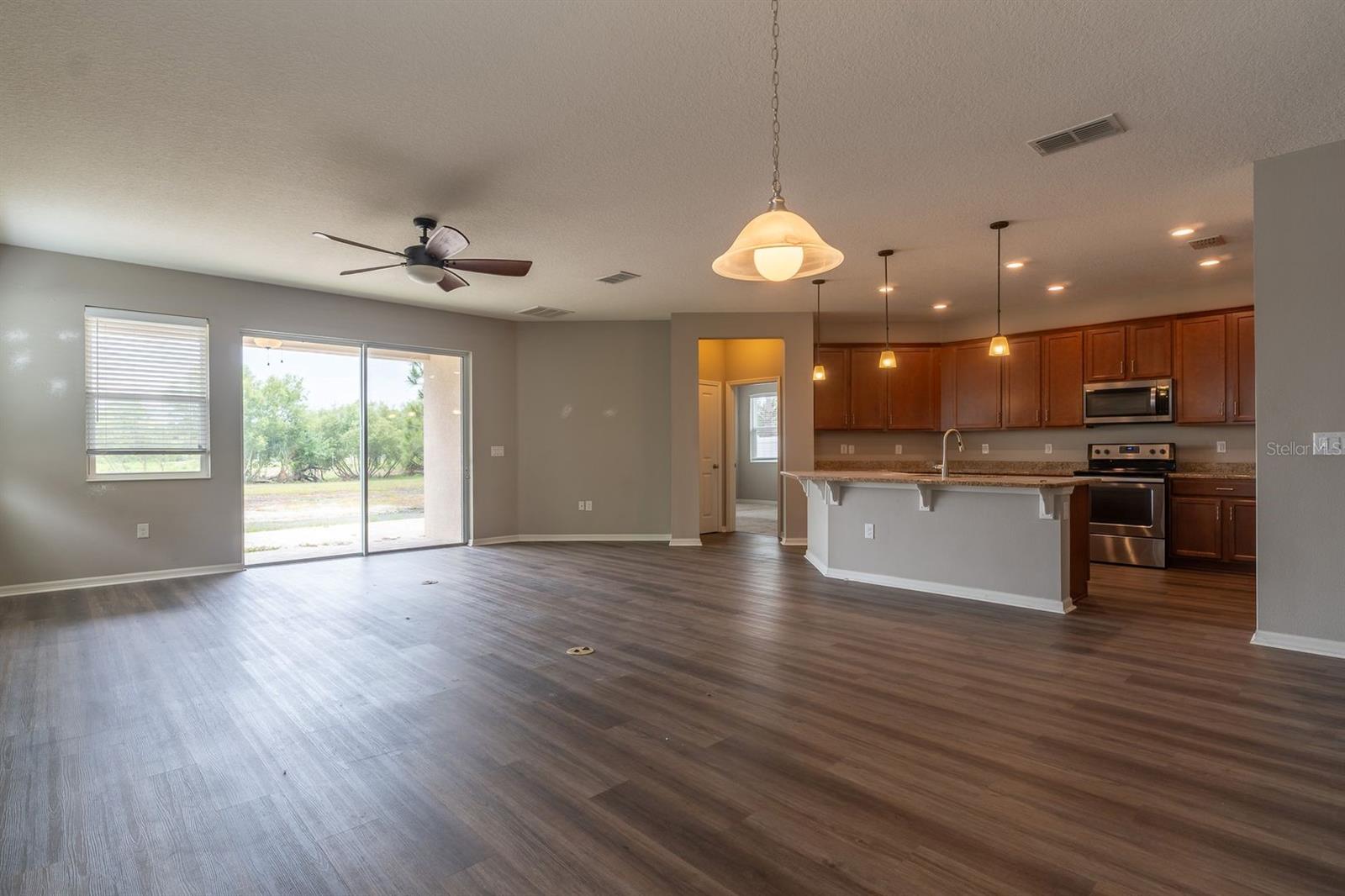 Residential in RIVERVIEW 5