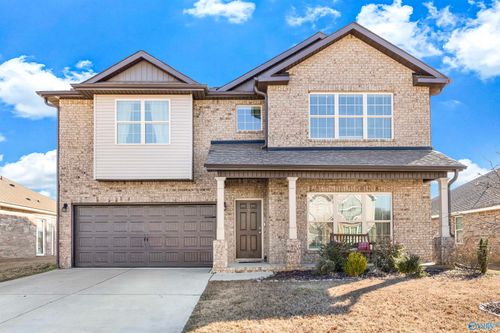 61 Sage Oak Dr, Decatur, AL, 35603-7521 | Card Image