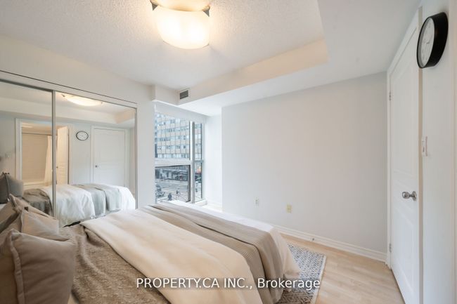 305 - 801 Bay St, Condo with 1 bedrooms, 2 bathrooms and 1 parking in Toronto ON | Image 15