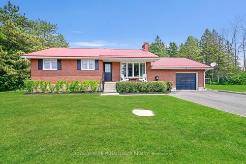 41 Elizabeth St, Johnstown, ON, K0E1T1 | Card Image