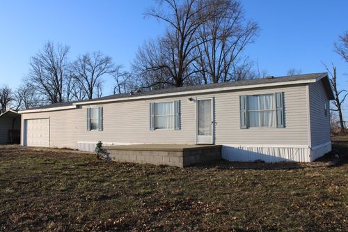 406 W Kirkwood St, Odin, IL, 62870-1057 | Card Image