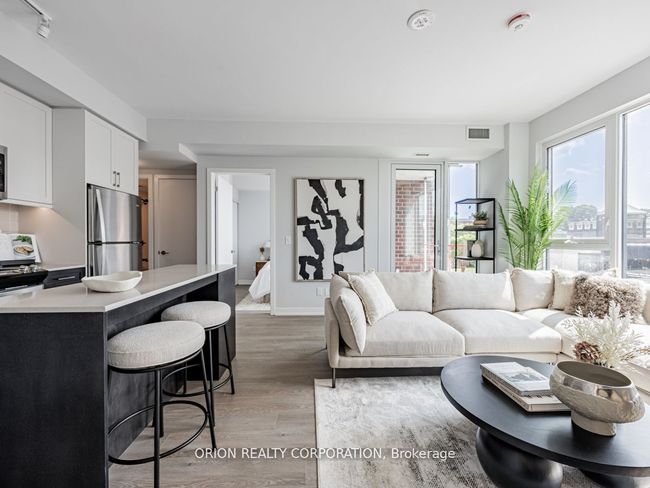 220 - 201 Brock St S, Condo with 2 bedrooms, 2 bathrooms and 1 parking in Whitby ON | Image 8