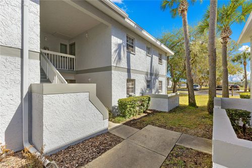 e201-588 Fairways Ln, OCALA, FL, 34472-8588 | Card Image