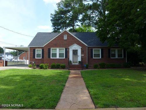 1103 E Mulberry St, Goldsboro, NC, 27530-5117 | Card Image