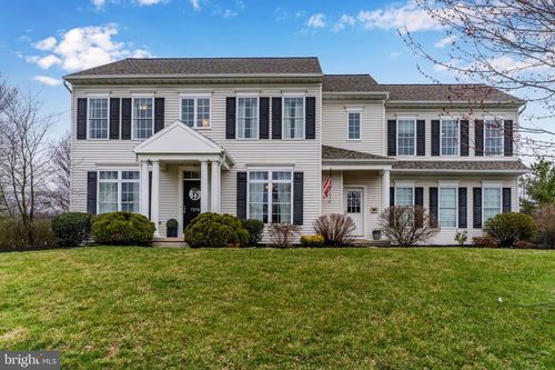 7374 Country View Dr, HARRISBURG, PA, 17112-9500 | Card Image