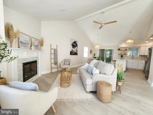 14 White Sail Cir, OCEAN PINES, MD, 21811-1514 | Card Image