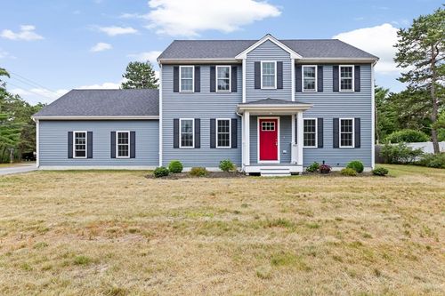 252 Charge Pond Rd, Wareham, MA, 02571-1115 | Card Image