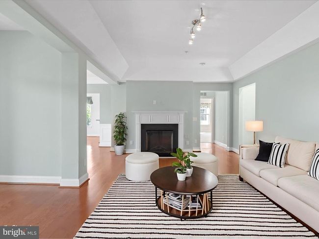 UNIT-407 - 9204 Charleston Dr, Condo with 3 bedrooms, 2 bathrooms and null parking in MANASSAS VA | Image 6