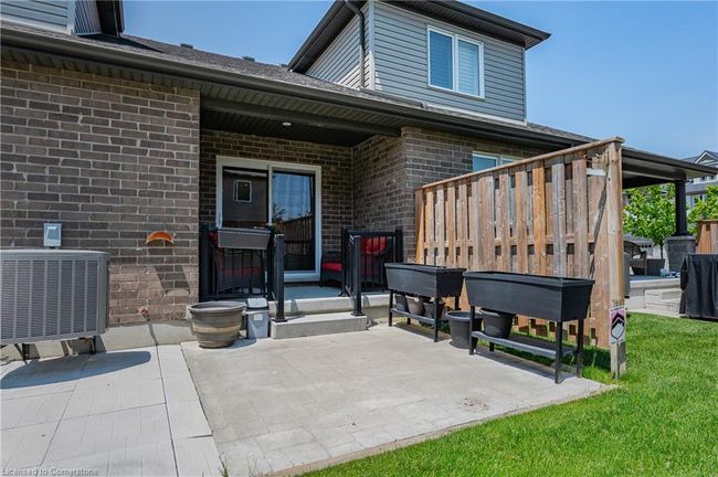 32 Westminster Cres, Townhouse with 2 bedrooms, 4 bathrooms and 4 parking in Fergus ON | Image 45