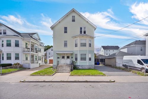 73 Arch St, Pawtucket, RI, 02860-4446 | Card Image