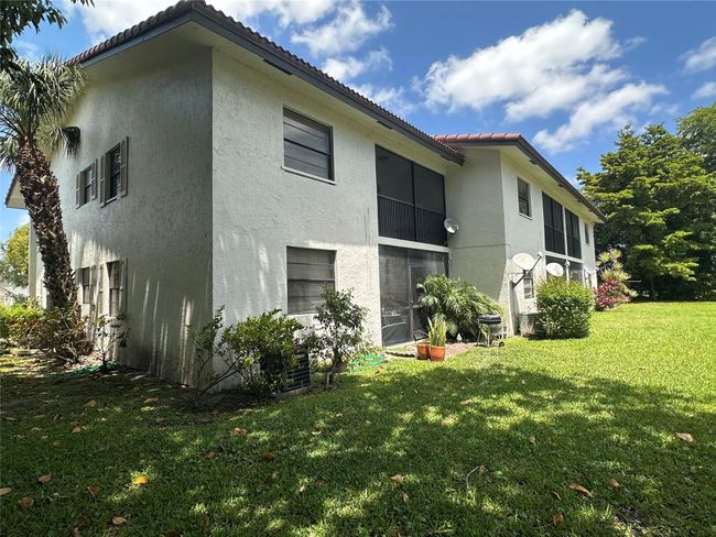 11690 - 11676 Nw 45 Th St, Home with 0 bedrooms, 0 bathrooms and 17 parking in Coral Springs FL | Image 9