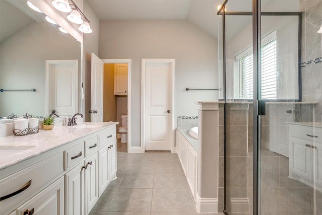 201 Saxon St, House other with 3 bedrooms, 2 bathrooms and null parking in Waxahachie TX | Image 34