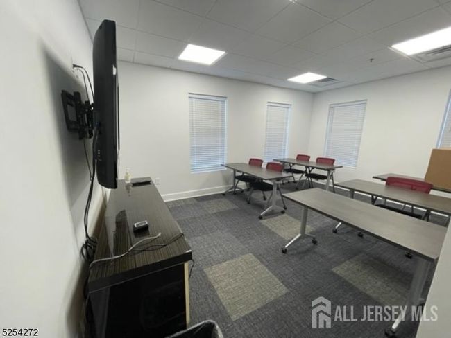10 - 7 Wills Way, Home with 0 bedrooms, 0 bathrooms and 40 parking in Piscataway NJ | Image 9