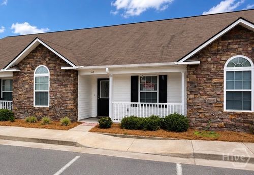 e3-401 Barry Mccaffrey Blvd, Hinesville, GA, 31313-9549 | Card Image