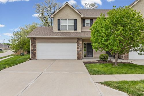 3856 Nw 94th St, Kansas City, MO, 64154-7801 | Card Image