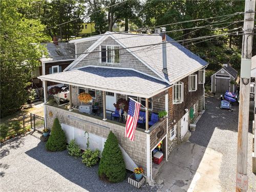 22 Harrison St, Bristol, RI, 02809-4402 | Card Image