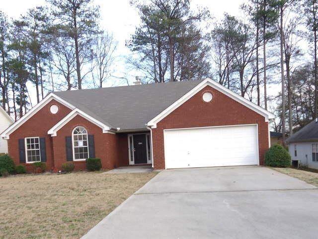 Peachtree Landing Dr, Ellenwood, GA 30294